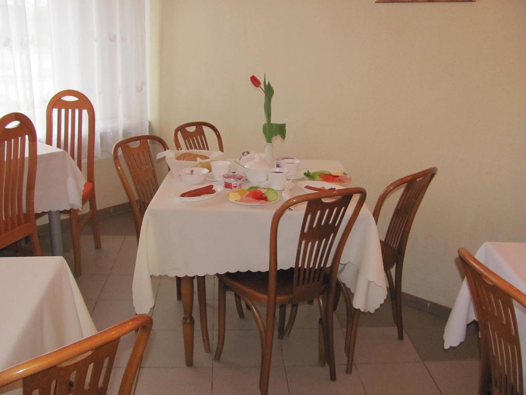 Hotel Polkowice Kültér fotó