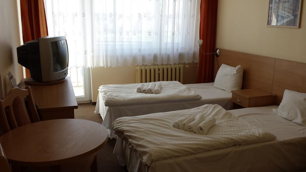 Hotel Polkowice Szoba fotó