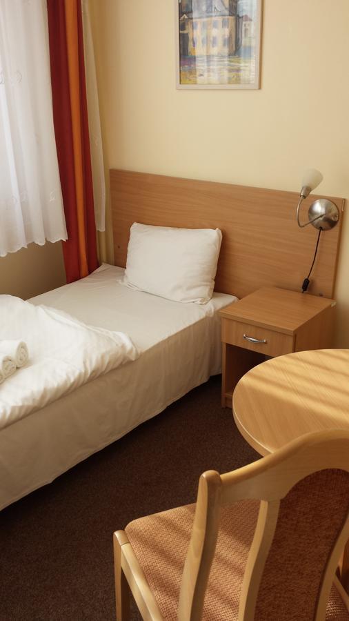 Hotel Polkowice Szoba fotó